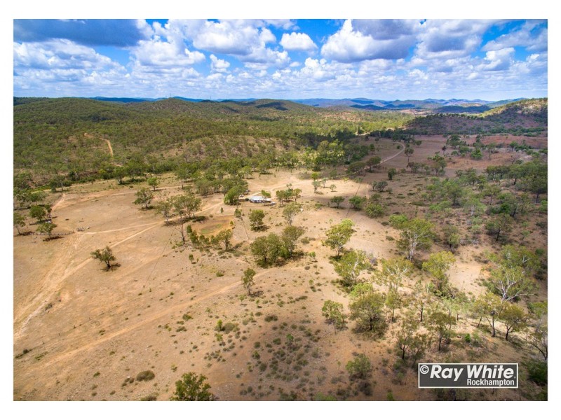 585 Oakey Creek Road, Oakey Creek QLD 4714