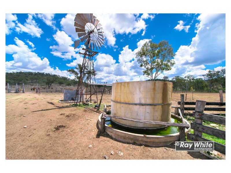 585 Oakey Creek Road, Oakey Creek QLD 4714