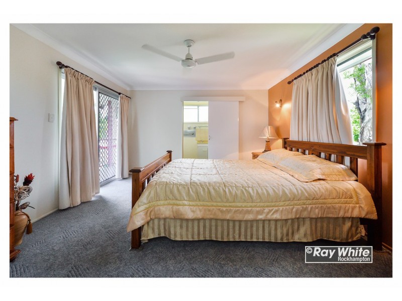 10 Mcilwraith Street, Kawana QLD 4701