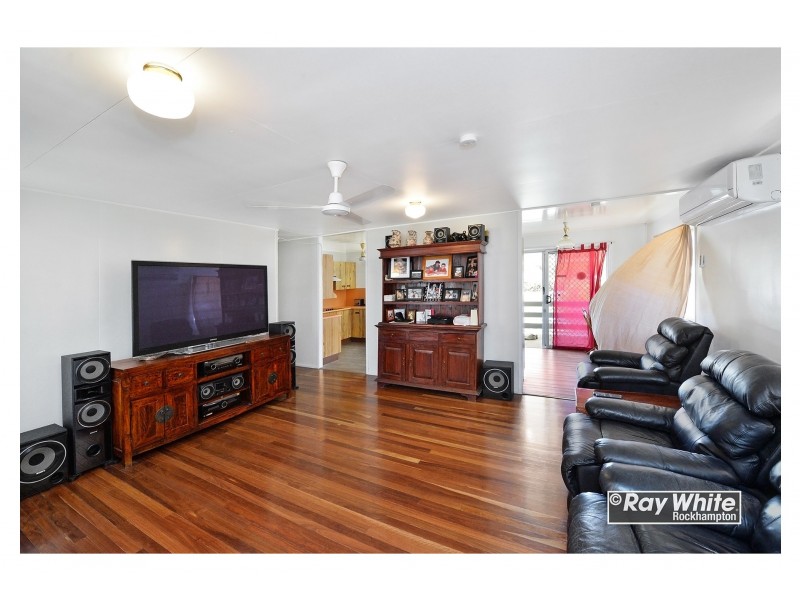 134 Alexandra Street, Kawana QLD 4701