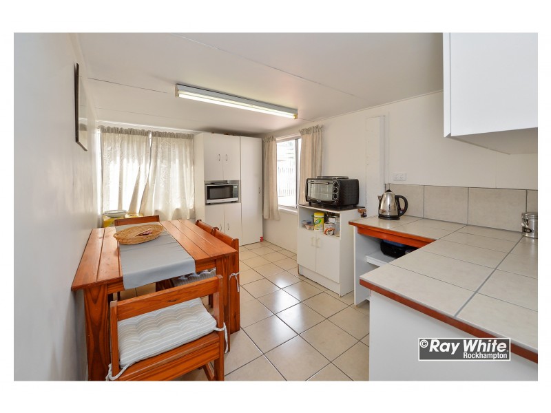 134 Alexandra Street, Kawana QLD 4701