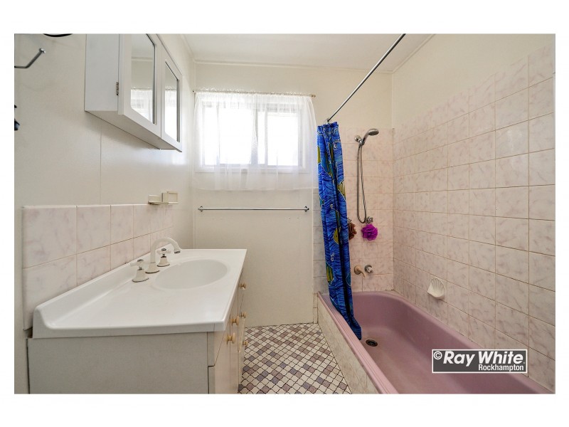 134 Alexandra Street, Kawana QLD 4701