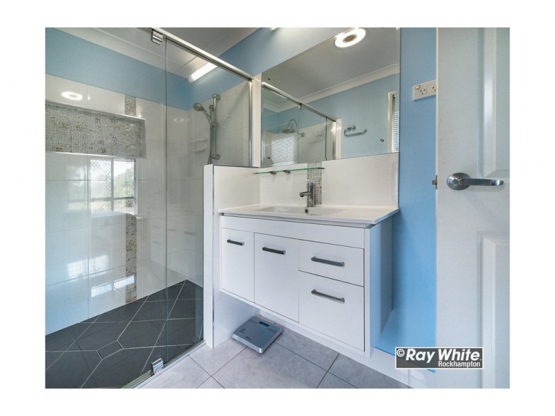 49 Anderson Road, Alton Downs QLD 4702