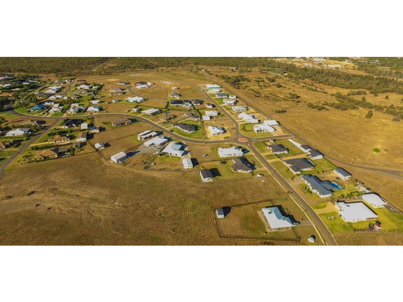 27 (Lot 112) Tomtit Avenue, Parkhurst QLD 4702