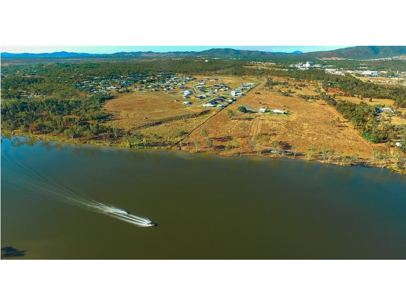 27 (Lot 112) Tomtit Avenue, Parkhurst QLD 4702