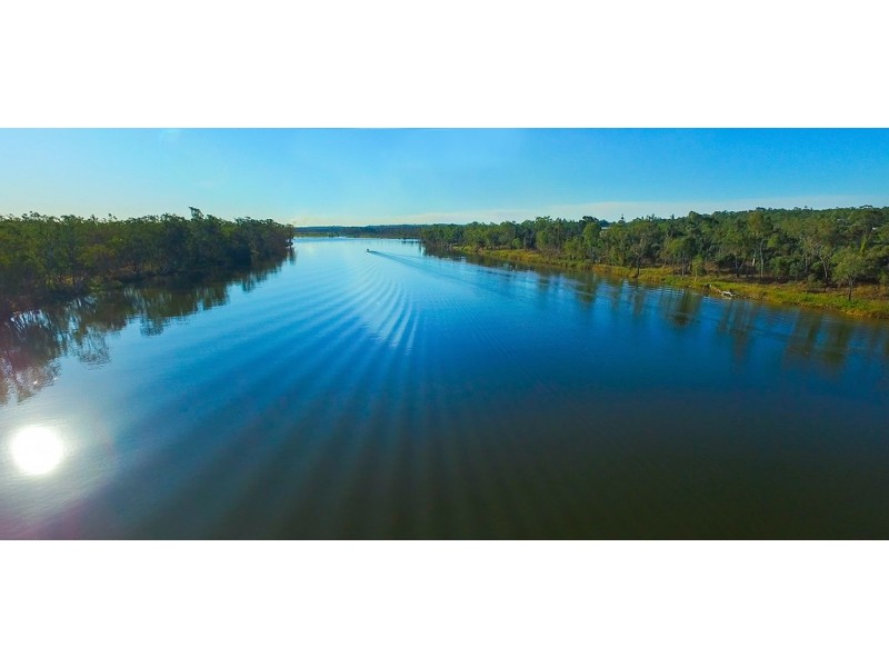 15 (Lot 106) Tomtit Avenue, Parkhurst QLD 4702