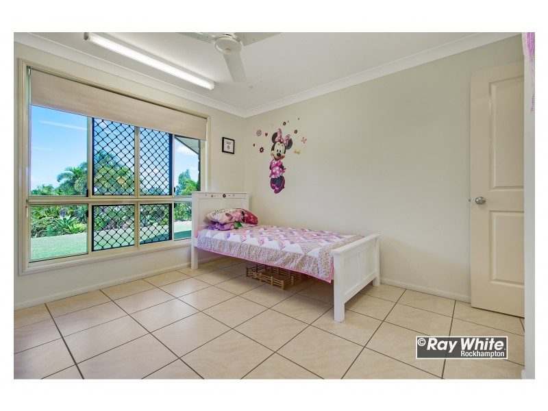 54 Schlencker Drive, Glenlee QLD 4711