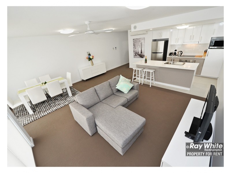 501/2-4 Victoria Parade, Rockhampton City QLD 4700