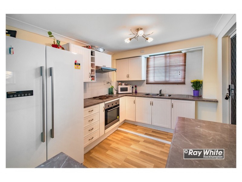 253 Richardson Road, Kawana QLD 4701