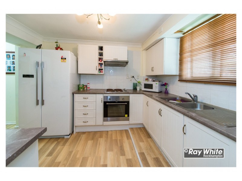 253 Richardson Road, Kawana QLD 4701