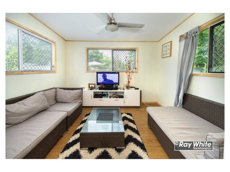 253 Richardson Road, Kawana QLD 4701