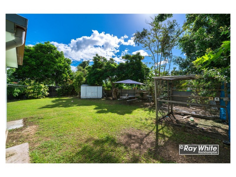 253 Richardson Road, Kawana QLD 4701