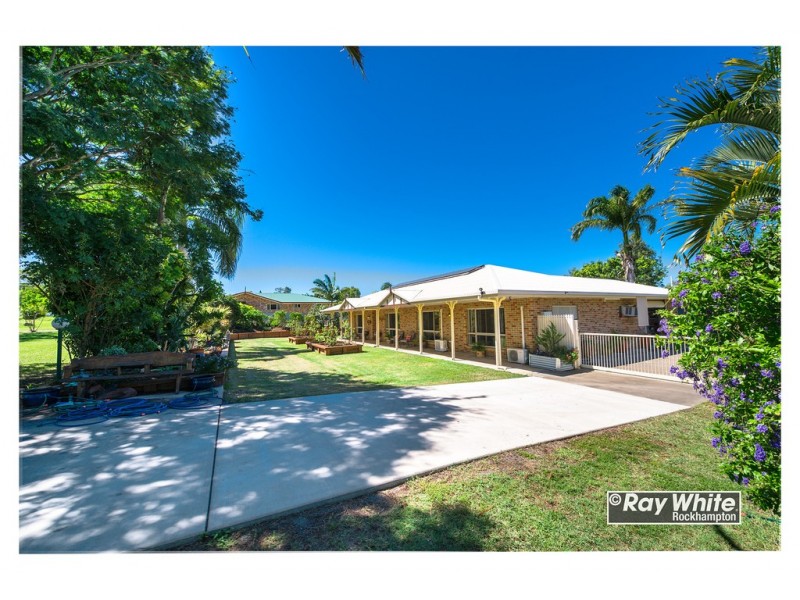 40 Angela Road, Rockyview QLD 4701