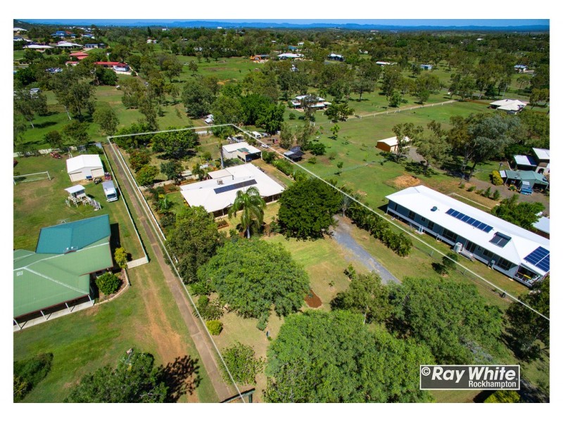 40 Angela Road, Rockyview QLD 4701