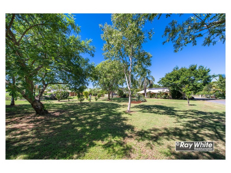 40 Angela Road, Rockyview QLD 4701