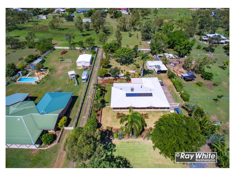 40 Angela Road, Rockyview QLD 4701
