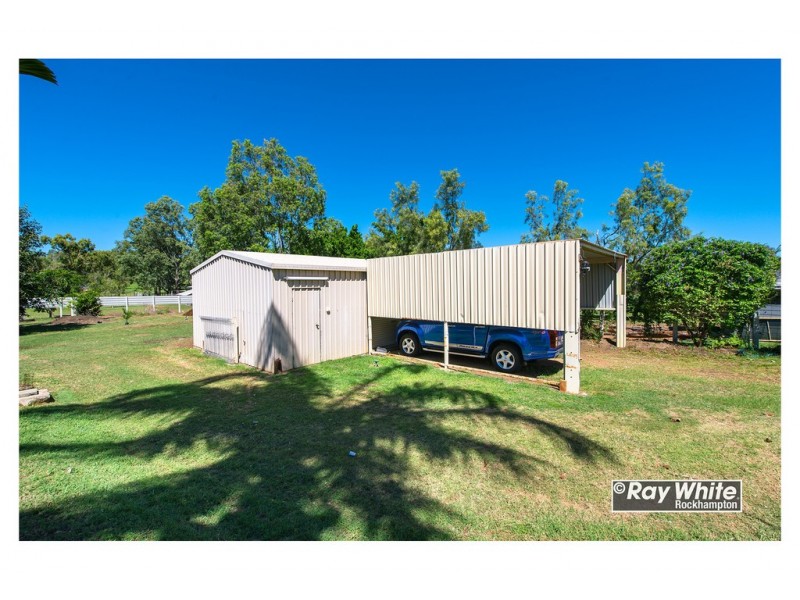 40 Angela Road, Rockyview QLD 4701