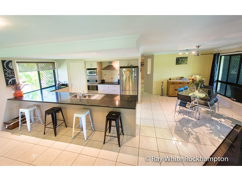 15 Jolinda Way, Rockyview QLD 4701