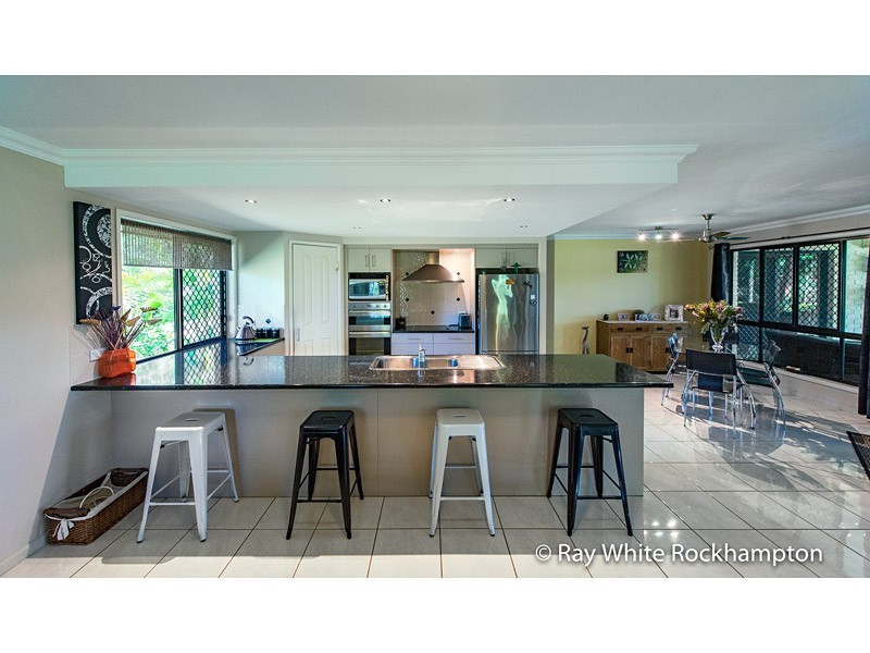 15 Jolinda Way, Rockyview QLD 4701