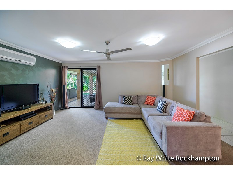 15 Jolinda Way, Rockyview QLD 4701