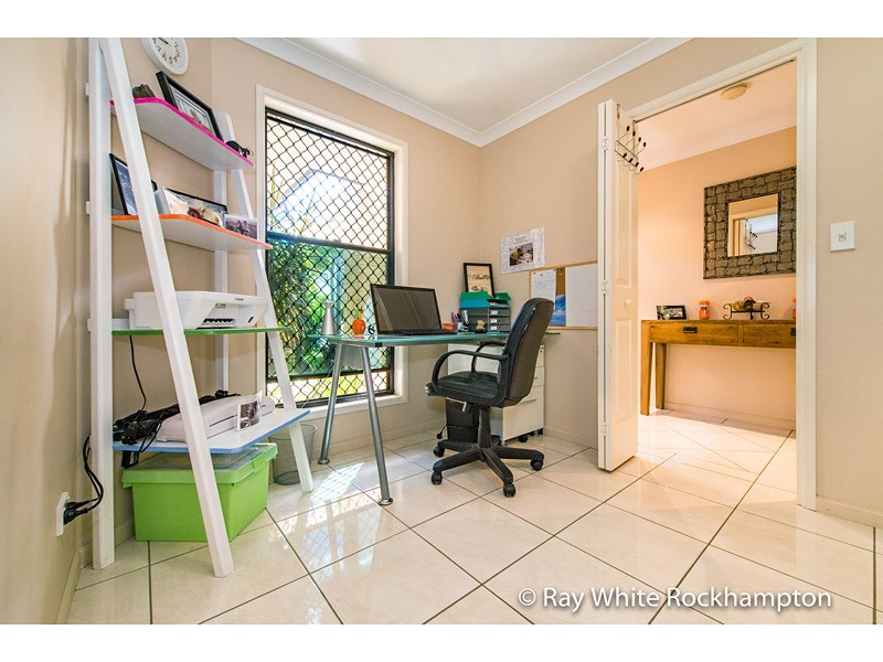 15 Jolinda Way, Rockyview QLD 4701