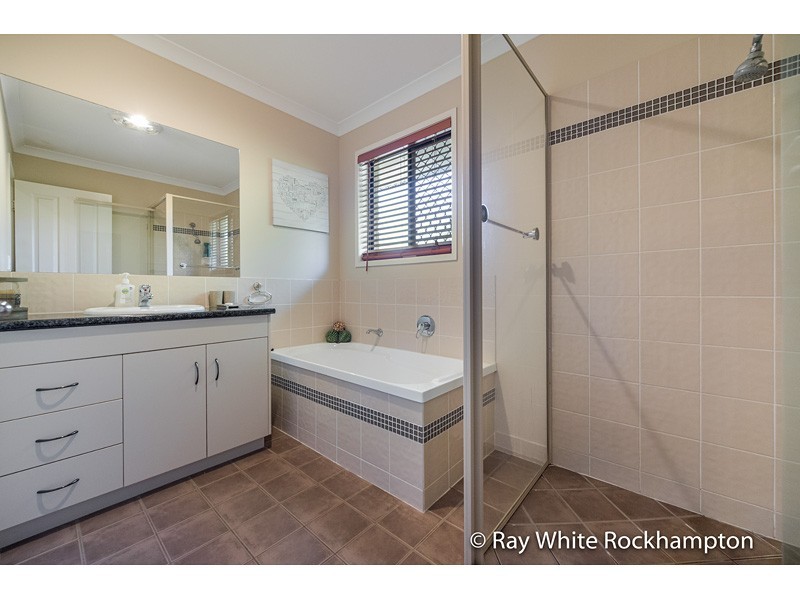 15 Jolinda Way, Rockyview QLD 4701