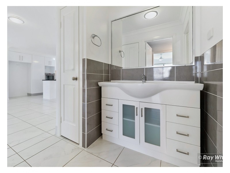 17 Jardine Court, Gracemere QLD 4702