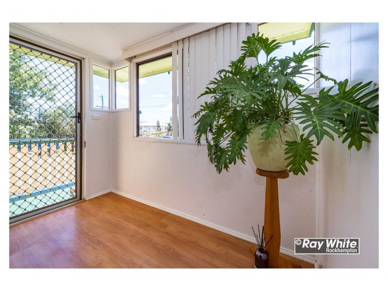 66 Armstrong Street, Berserker QLD 4701