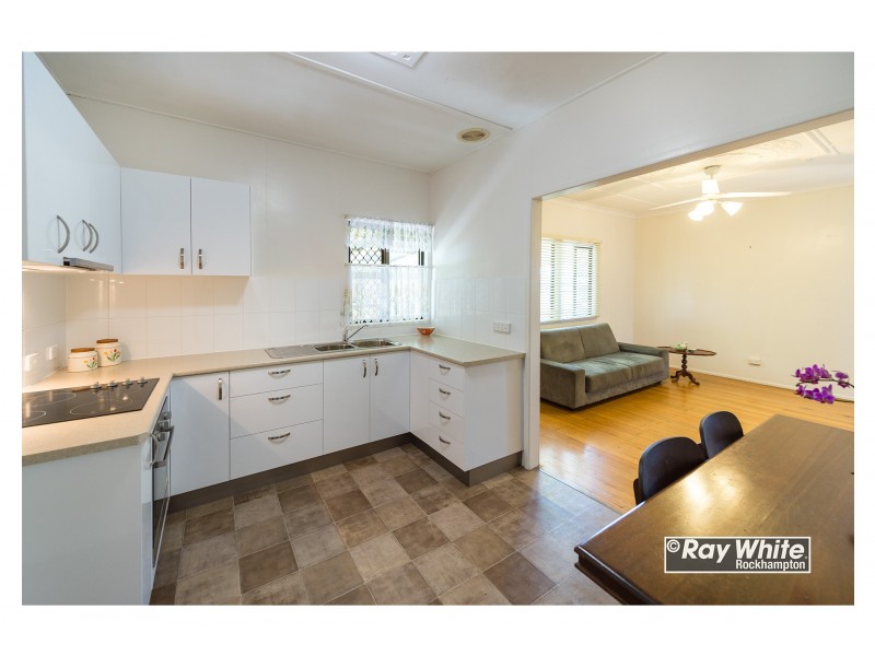 66 Armstrong Street, Berserker QLD 4701