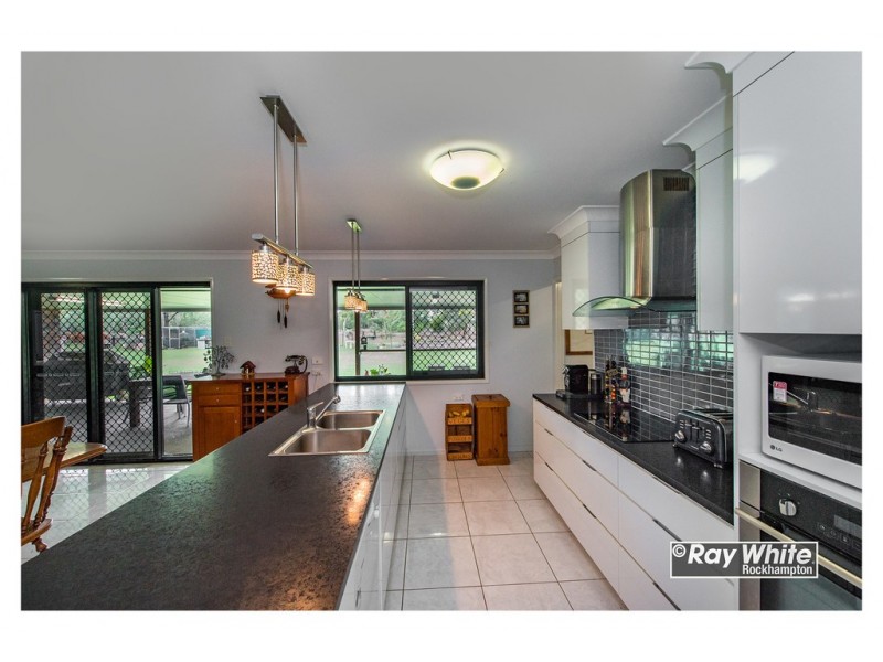 49 Anderson Road, Alton Downs QLD 4702