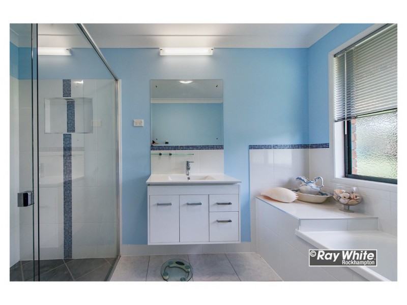 49 Anderson Road, Alton Downs QLD 4702