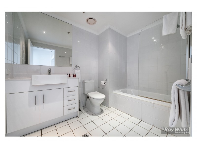 1102/102-108 Victoria Parade, Rockhampton City QLD 4700
