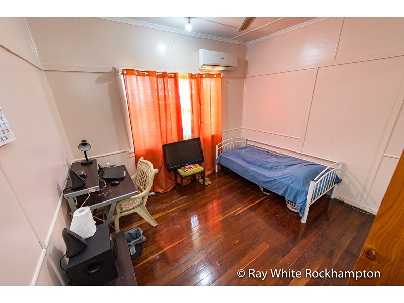 36 Tung Yeen Street, Park Avenue QLD 4701