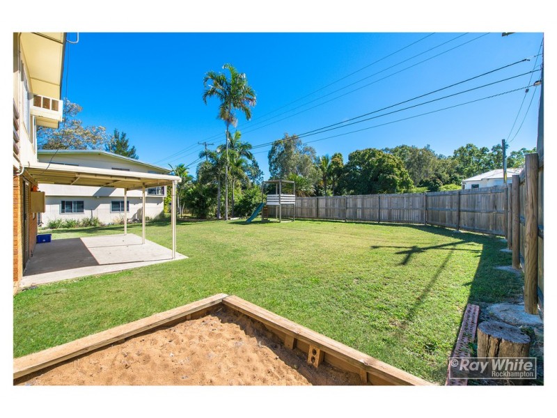 264 Blanchfield Street, Koongal QLD 4701