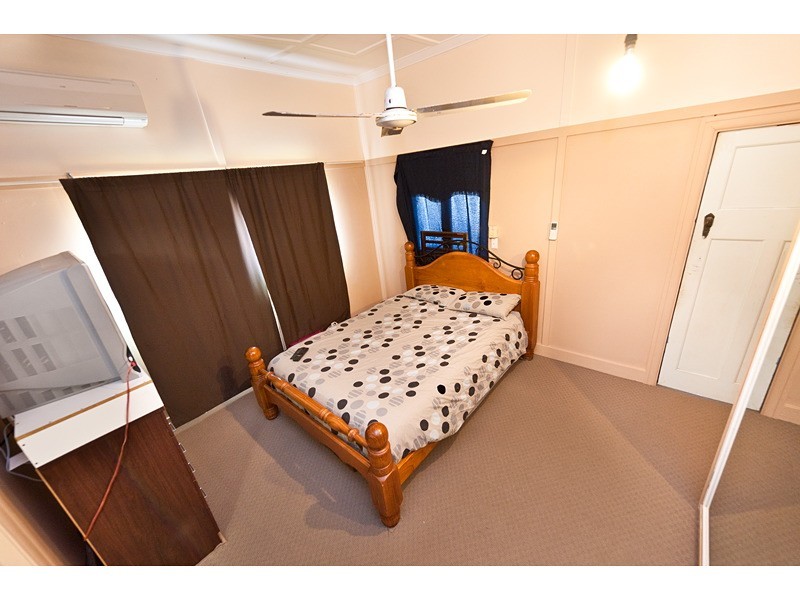 173 Peter Street, Berserker QLD 4701