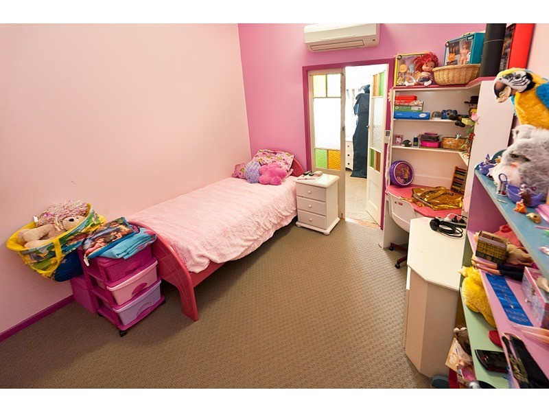 173 Peter Street, Berserker QLD 4701