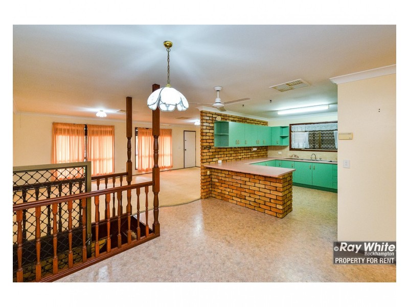 4 Labanka Close, Frenchville QLD 4701