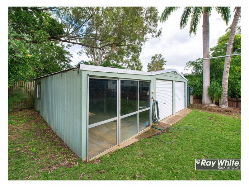 4 Labanka Close, Frenchville QLD 4701