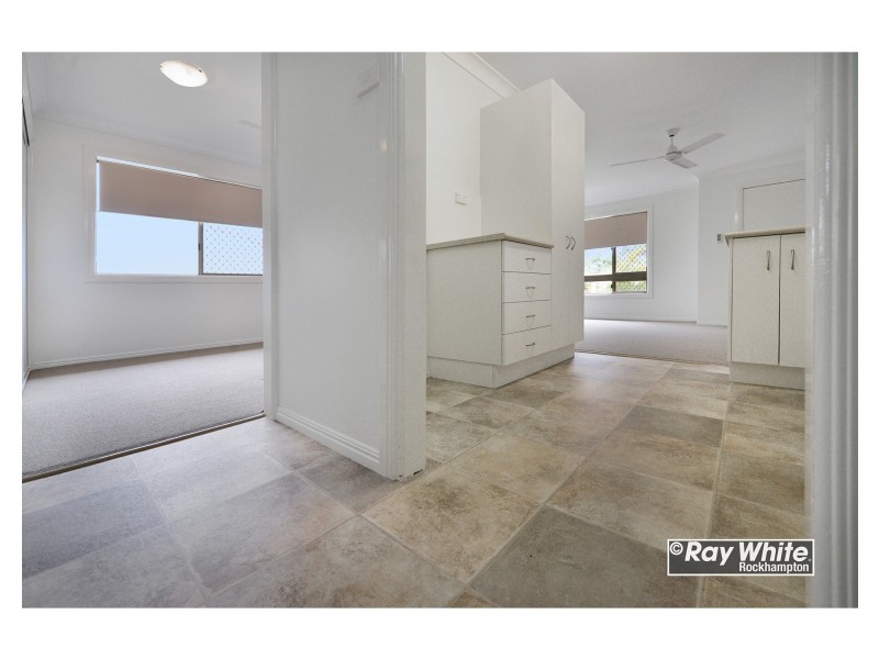 2/400 Diplock Street, Frenchville QLD 4701