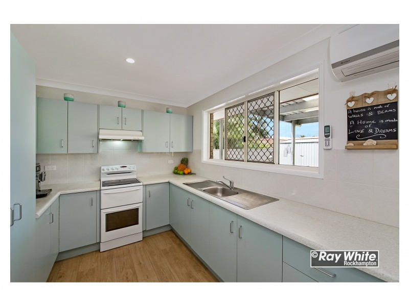 7 Kawana Close, Kawana QLD 4701