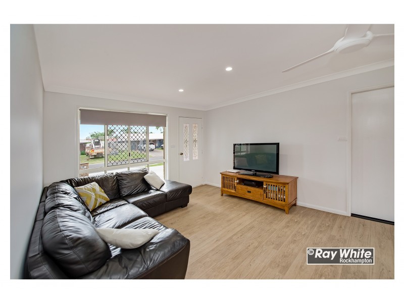 7 Kawana Close, Kawana QLD 4701