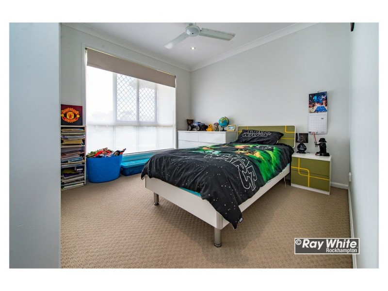 7 Kawana Close, Kawana QLD 4701
