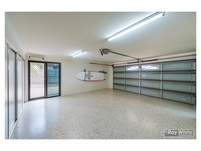 11 Brady Place, Gracemere QLD 4702