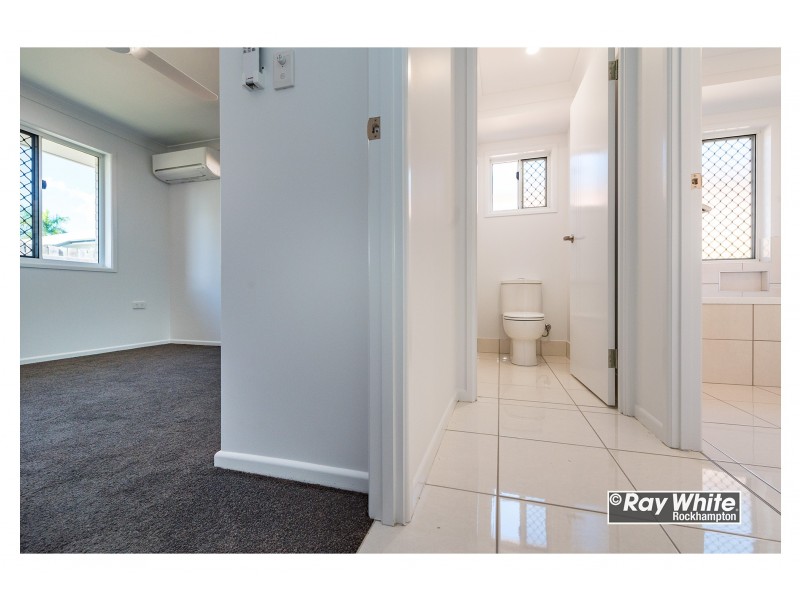 8 Hopkins Street, Park Avenue QLD 4701