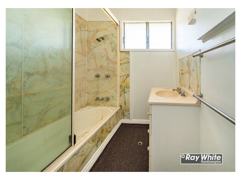 304 Kirby Street, Koongal QLD 4701