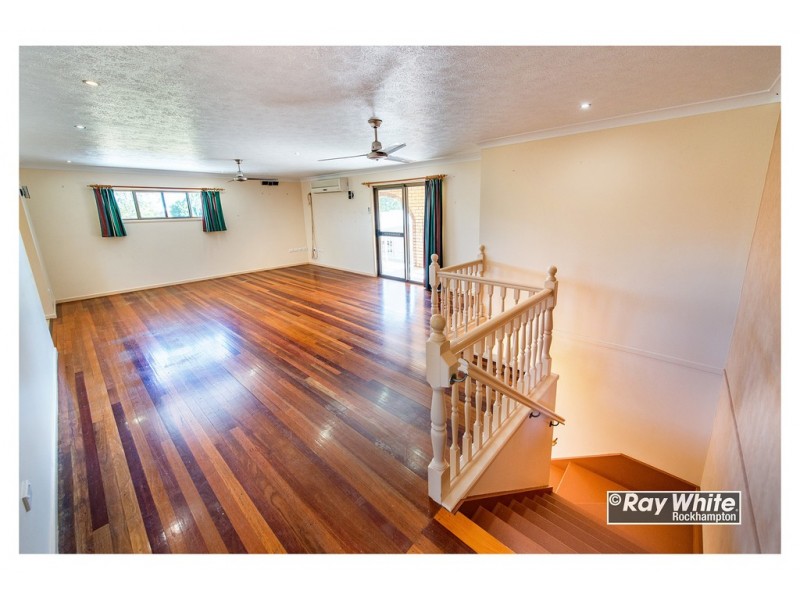 32 Emmerson Drive, Glenlee QLD 4711