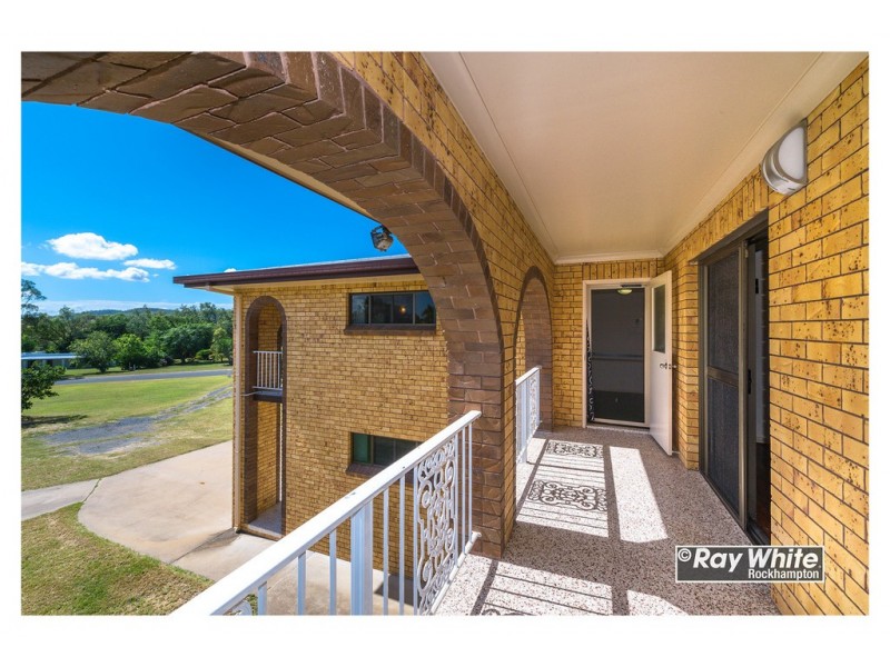 32 Emmerson Drive, Glenlee QLD 4711