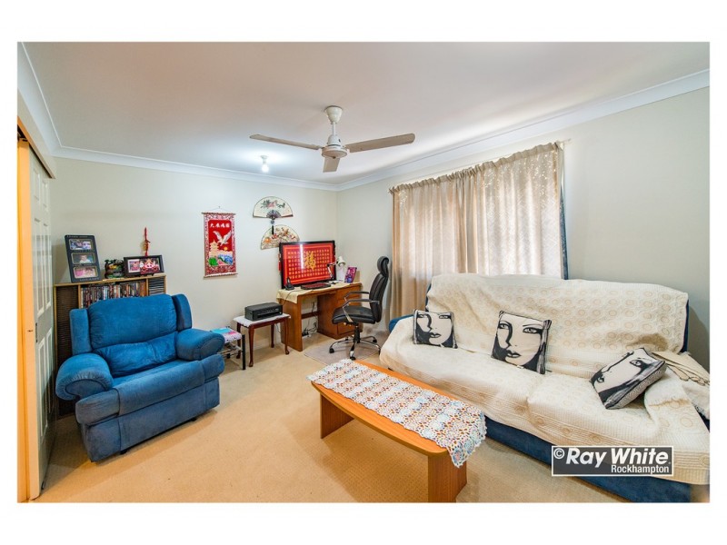 42 Carara Drive, Kawana QLD 4701