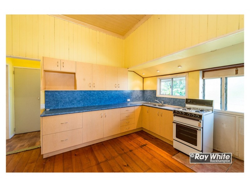 30 Oakley Street, Wandal QLD 4700