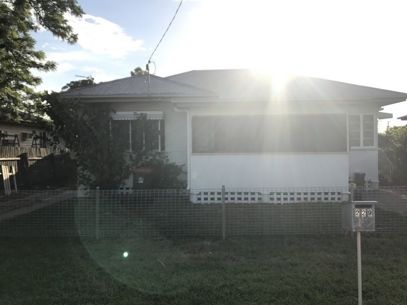 229 Skardon Street, Berserker QLD 4701